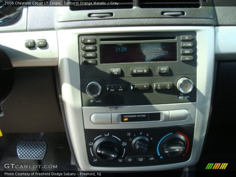 Sunburst Orange Metallic / Gray 2006 Chevrolet Cobalt LT Coupe