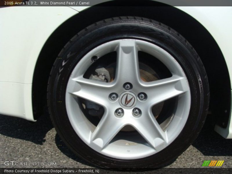 White Diamond Pearl / Camel 2005 Acura TL 3.2