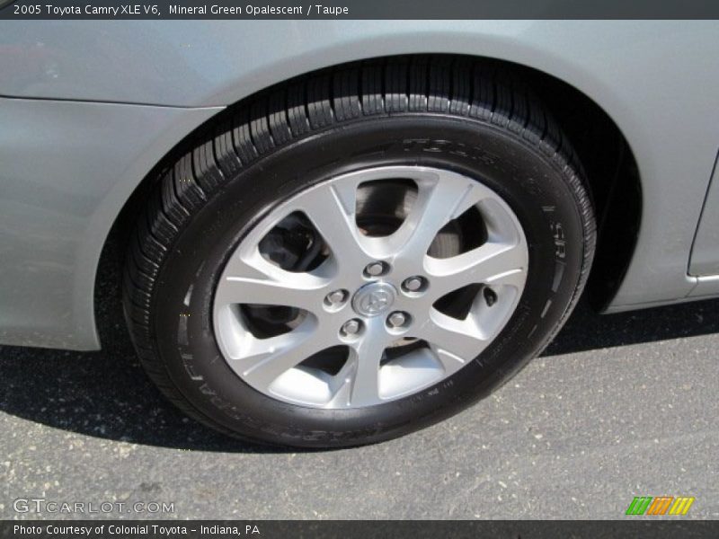 Mineral Green Opalescent / Taupe 2005 Toyota Camry XLE V6