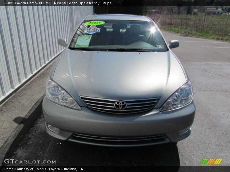 Mineral Green Opalescent / Taupe 2005 Toyota Camry XLE V6