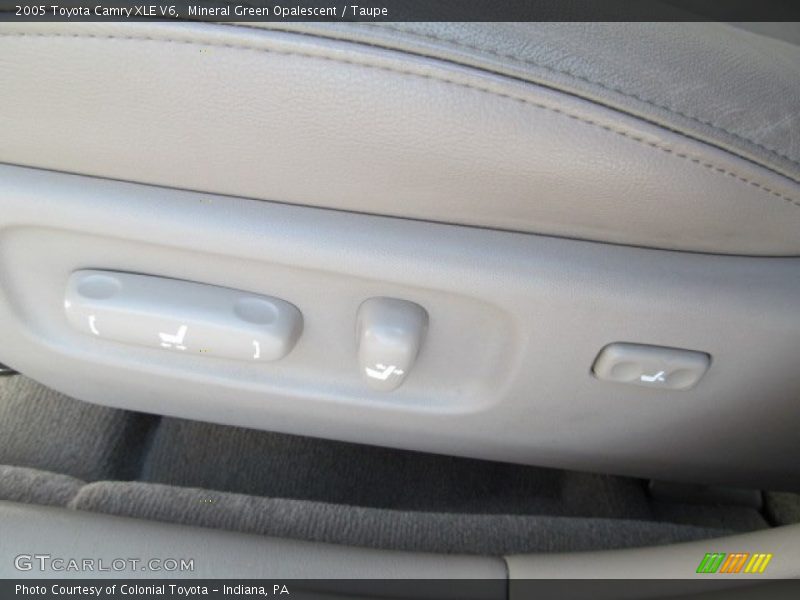 Mineral Green Opalescent / Taupe 2005 Toyota Camry XLE V6