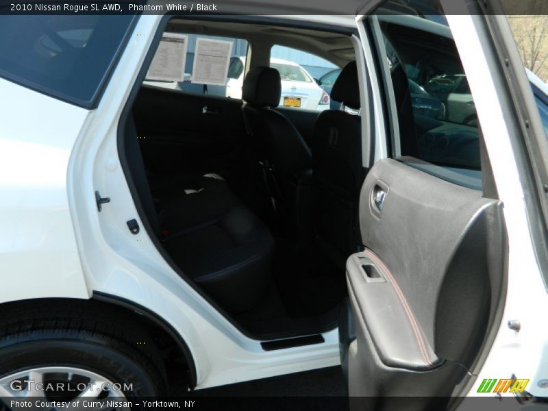 Phantom White / Black 2010 Nissan Rogue SL AWD
