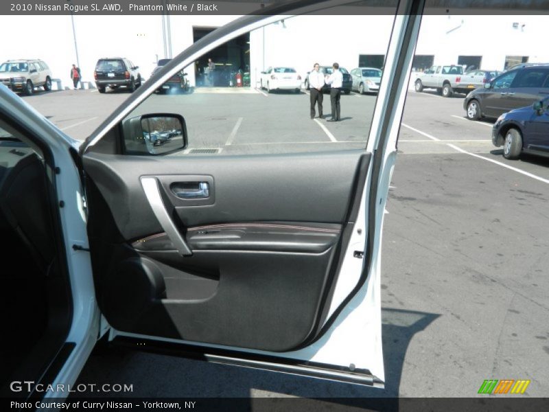 Phantom White / Black 2010 Nissan Rogue SL AWD