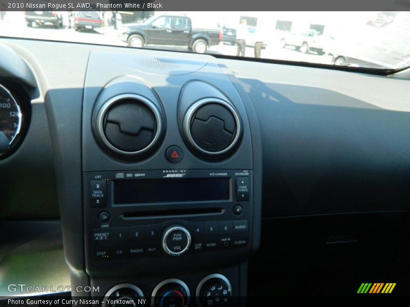 Phantom White / Black 2010 Nissan Rogue SL AWD