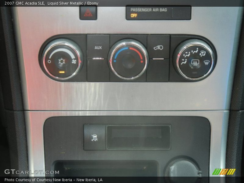 Liquid Silver Metallic / Ebony 2007 GMC Acadia SLE