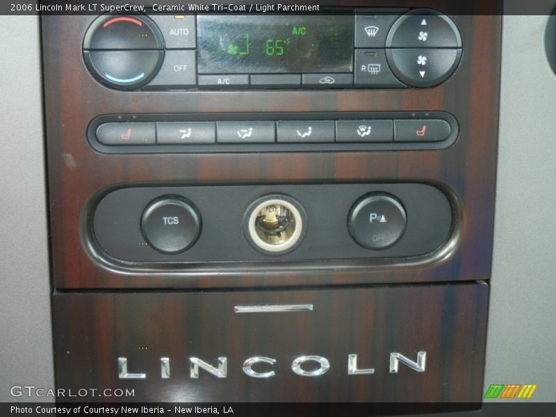 Ceramic White Tri-Coat / Light Parchment 2006 Lincoln Mark LT SuperCrew