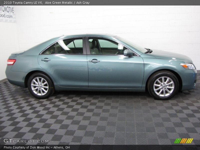 Aloe Green Metallic / Ash Gray 2010 Toyota Camry LE V6
