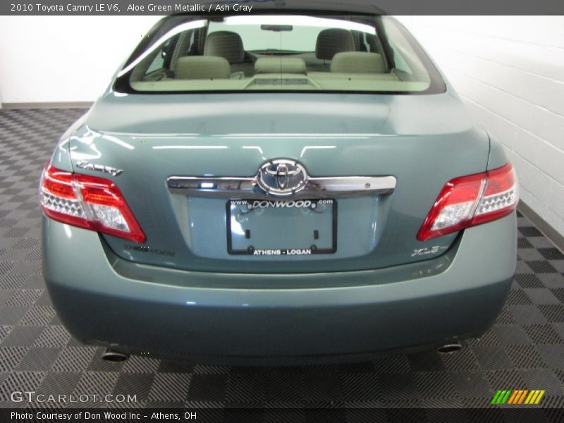 Aloe Green Metallic / Ash Gray 2010 Toyota Camry LE V6