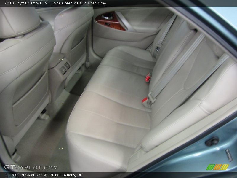 Aloe Green Metallic / Ash Gray 2010 Toyota Camry LE V6
