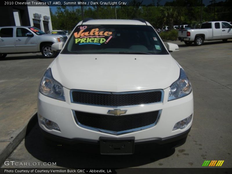 Summit White / Dark Gray/Light Gray 2010 Chevrolet Traverse LT AWD