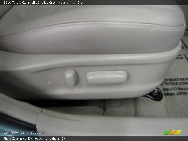 Aloe Green Metallic / Ash Gray 2010 Toyota Camry LE V6