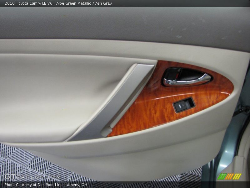 Aloe Green Metallic / Ash Gray 2010 Toyota Camry LE V6