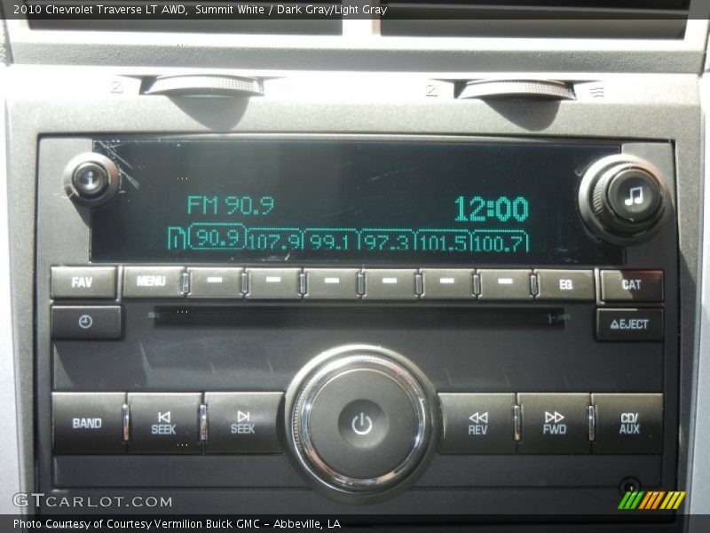 Summit White / Dark Gray/Light Gray 2010 Chevrolet Traverse LT AWD