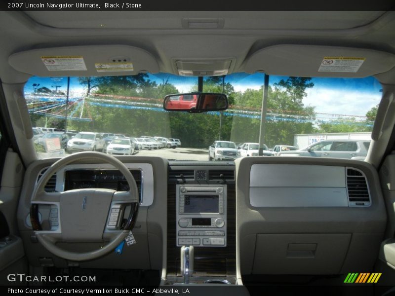 Black / Stone 2007 Lincoln Navigator Ultimate