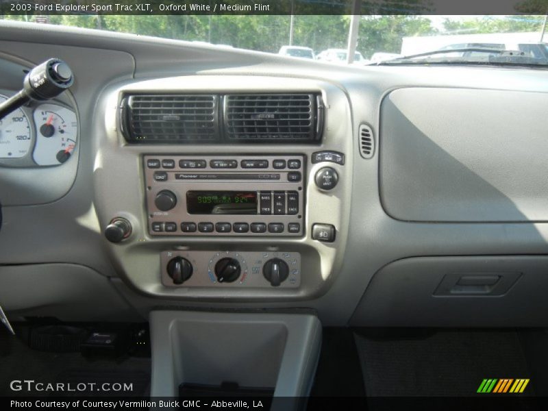 Oxford White / Medium Flint 2003 Ford Explorer Sport Trac XLT