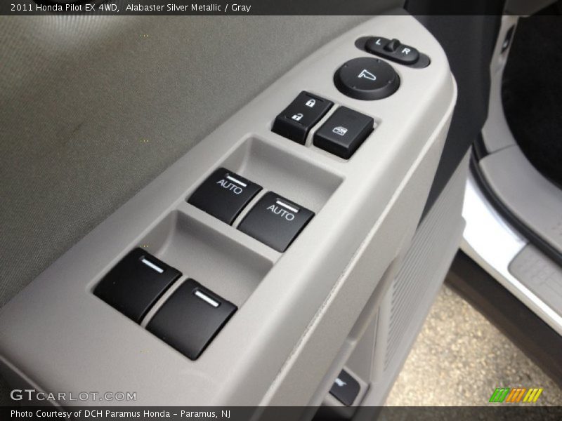 Alabaster Silver Metallic / Gray 2011 Honda Pilot EX 4WD