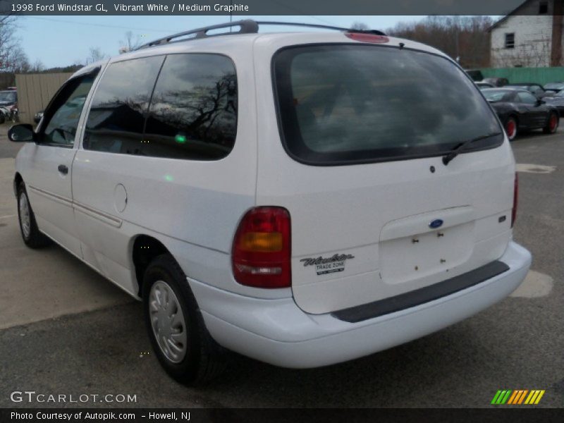 Vibrant White / Medium Graphite 1998 Ford Windstar GL