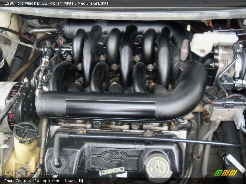 Vibrant White / Medium Graphite 1998 Ford Windstar GL