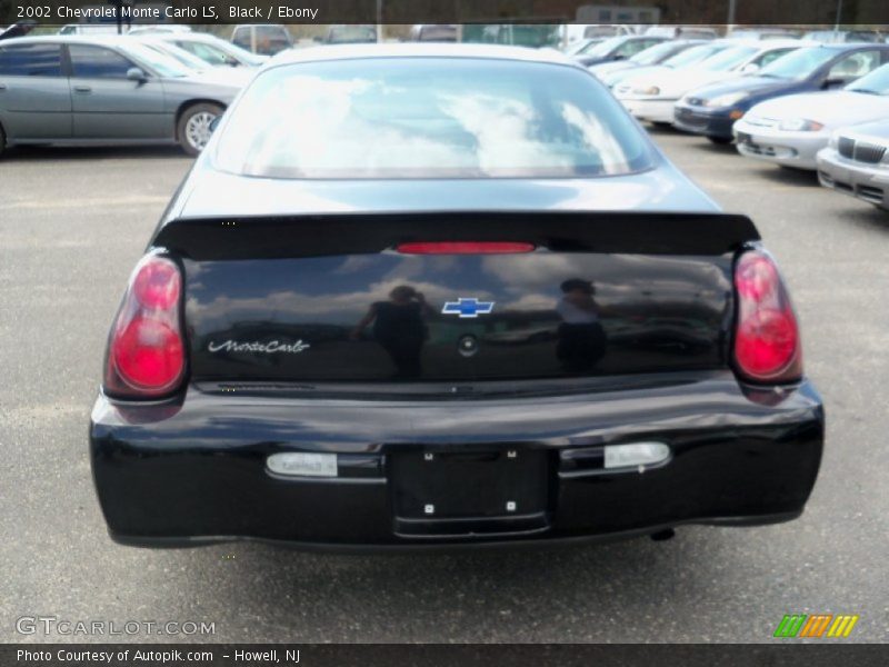 Black / Ebony 2002 Chevrolet Monte Carlo LS