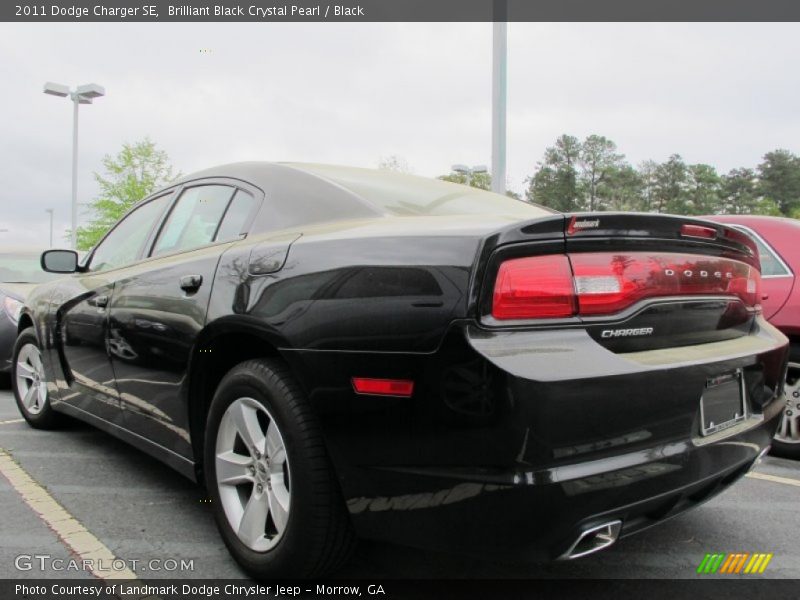 Brilliant Black Crystal Pearl / Black 2011 Dodge Charger SE