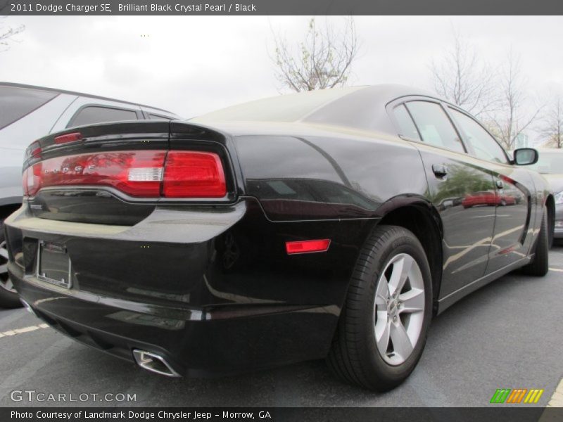 Brilliant Black Crystal Pearl / Black 2011 Dodge Charger SE