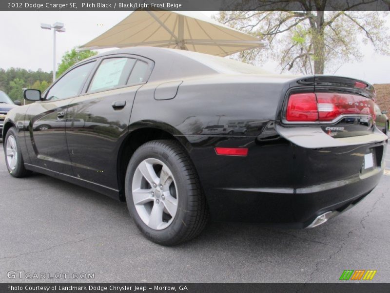 Pitch Black / Black/Light Frost Beige 2012 Dodge Charger SE