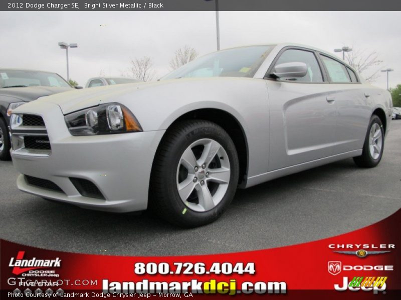 Bright Silver Metallic / Black 2012 Dodge Charger SE