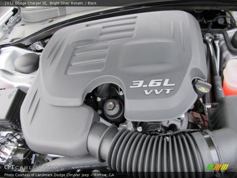 Bright Silver Metallic / Black 2012 Dodge Charger SE