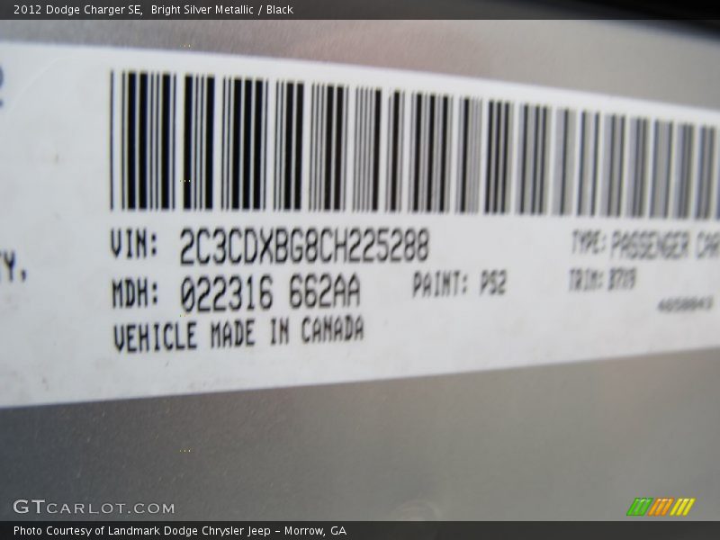 Bright Silver Metallic / Black 2012 Dodge Charger SE
