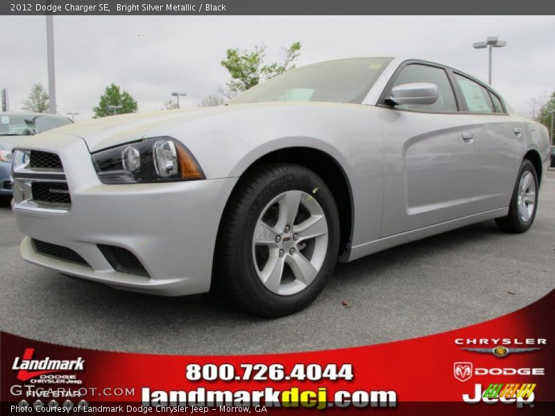 Bright Silver Metallic / Black 2012 Dodge Charger SE