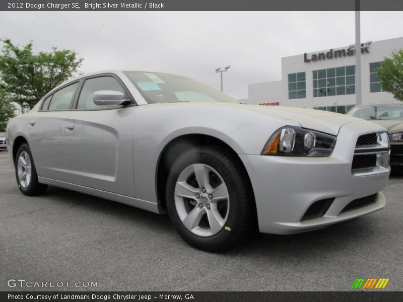 Bright Silver Metallic / Black 2012 Dodge Charger SE