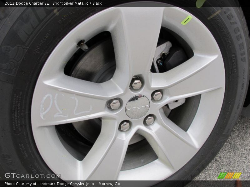 Bright Silver Metallic / Black 2012 Dodge Charger SE