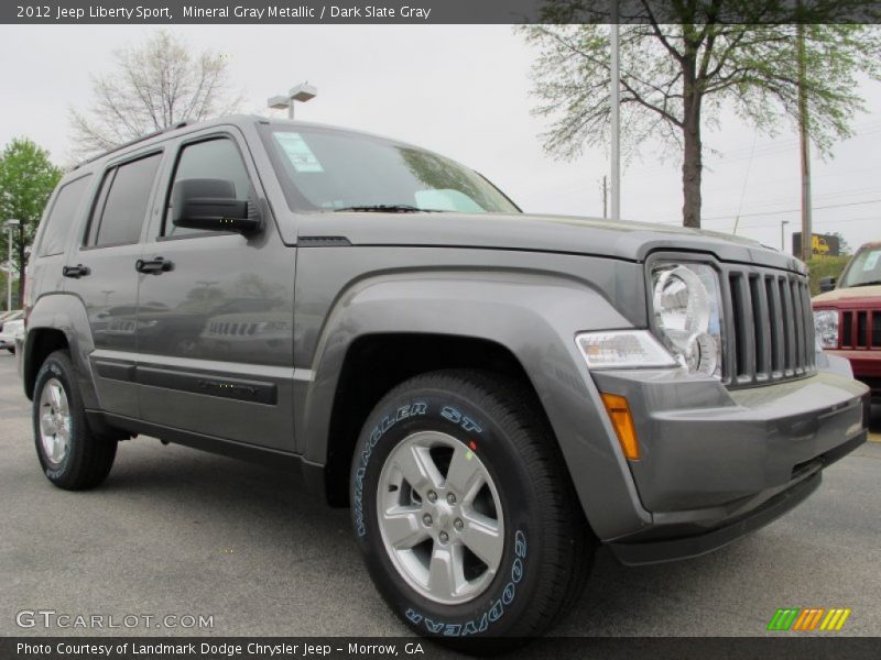 Front 3/4 View of 2012 Liberty Sport