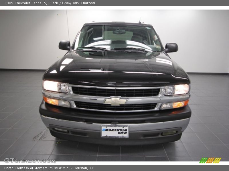 Black / Gray/Dark Charcoal 2005 Chevrolet Tahoe LS