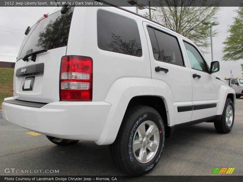 Bright White / Dark Slate Gray 2012 Jeep Liberty Sport