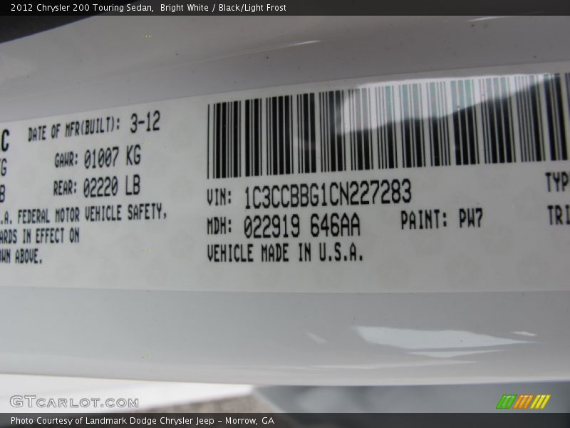 Bright White / Black/Light Frost 2012 Chrysler 200 Touring Sedan