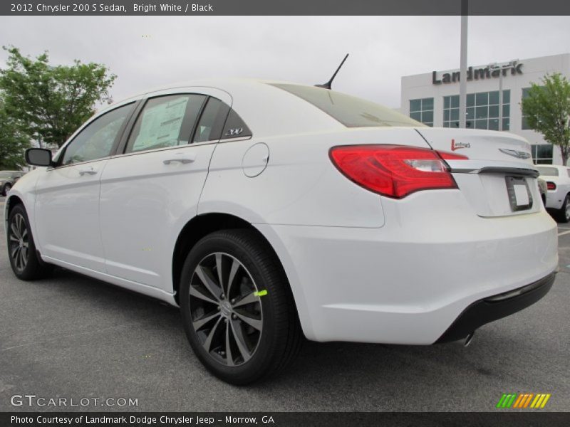 Bright White / Black 2012 Chrysler 200 S Sedan