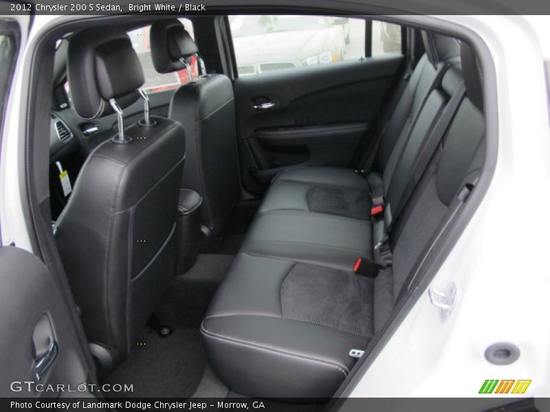  2012 200 S Sedan Black Interior