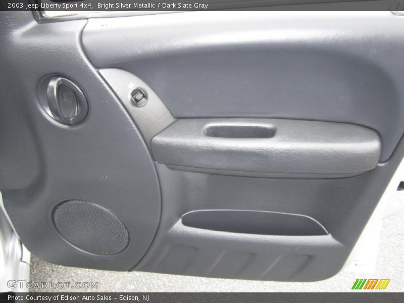 Bright Silver Metallic / Dark Slate Gray 2003 Jeep Liberty Sport 4x4
