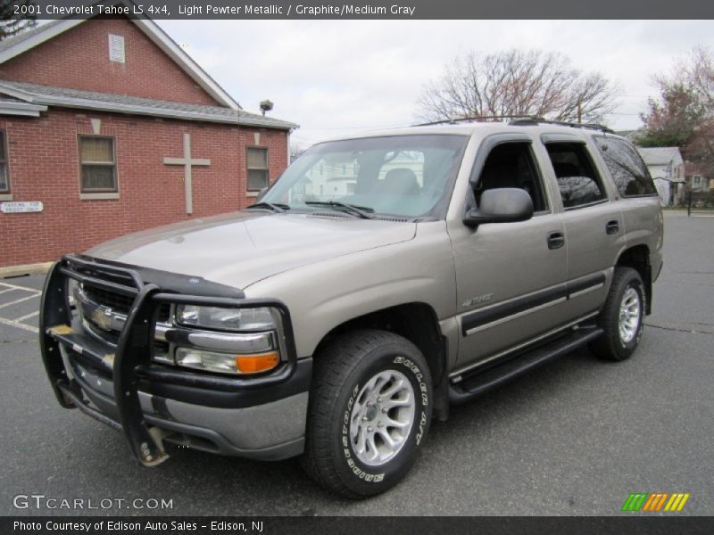 Light Pewter Metallic / Graphite/Medium Gray 2001 Chevrolet Tahoe LS 4x4
