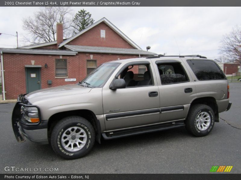 Light Pewter Metallic / Graphite/Medium Gray 2001 Chevrolet Tahoe LS 4x4