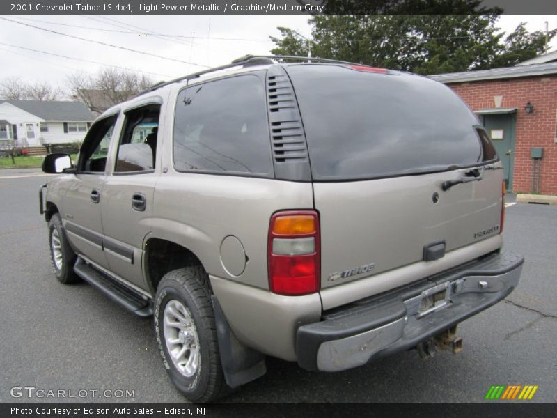 Light Pewter Metallic / Graphite/Medium Gray 2001 Chevrolet Tahoe LS 4x4