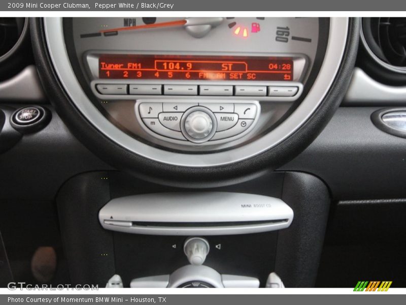 Pepper White / Black/Grey 2009 Mini Cooper Clubman