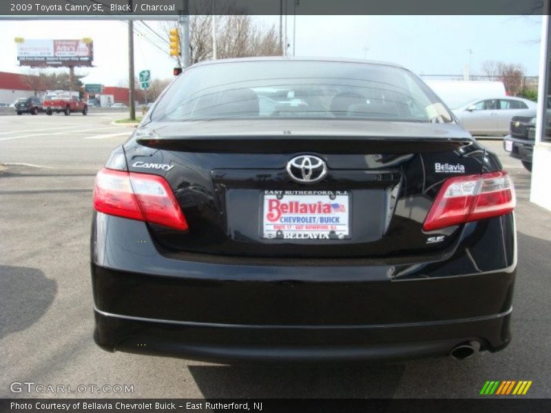 Black / Charcoal 2009 Toyota Camry SE