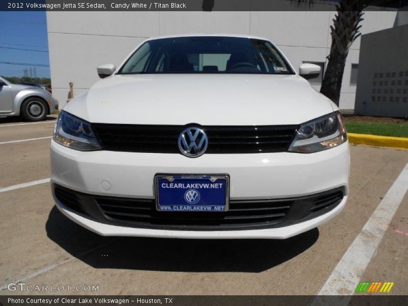 Candy White / Titan Black 2012 Volkswagen Jetta SE Sedan