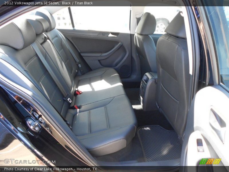 Black / Titan Black 2012 Volkswagen Jetta SE Sedan