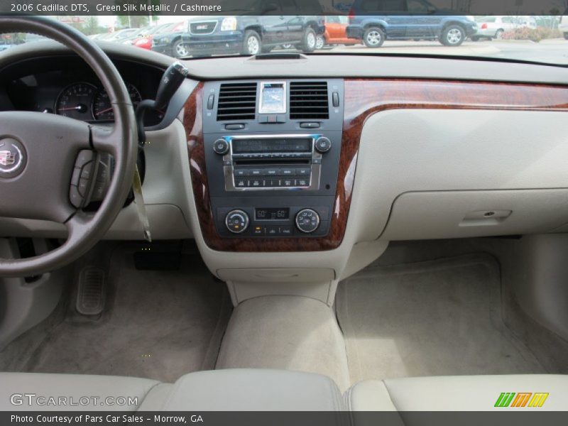 Dashboard of 2006 DTS 