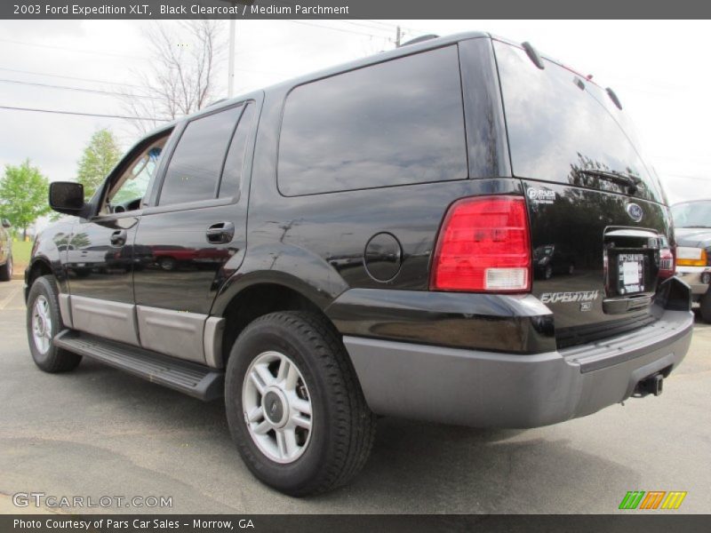 Black Clearcoat / Medium Parchment 2003 Ford Expedition XLT