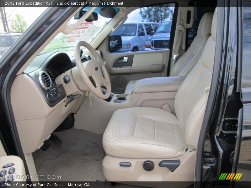 Black Clearcoat / Medium Parchment 2003 Ford Expedition XLT