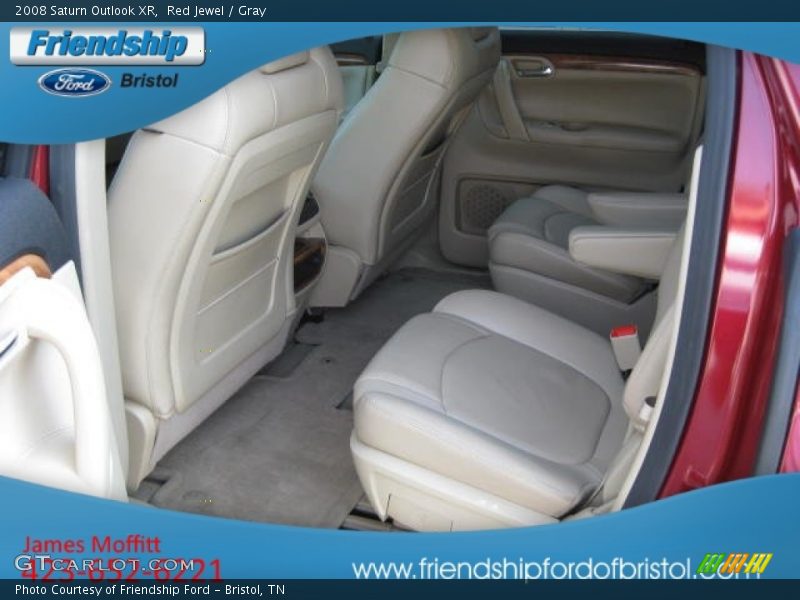 Red Jewel / Gray 2008 Saturn Outlook XR